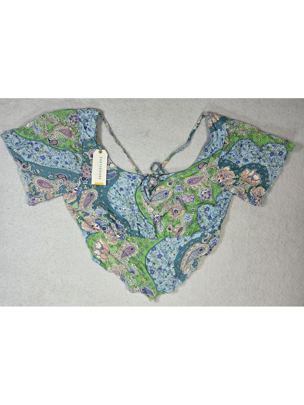 Earthbound Trading Co Floral Multi Color Strap Tank Top Women's Size Large NWT